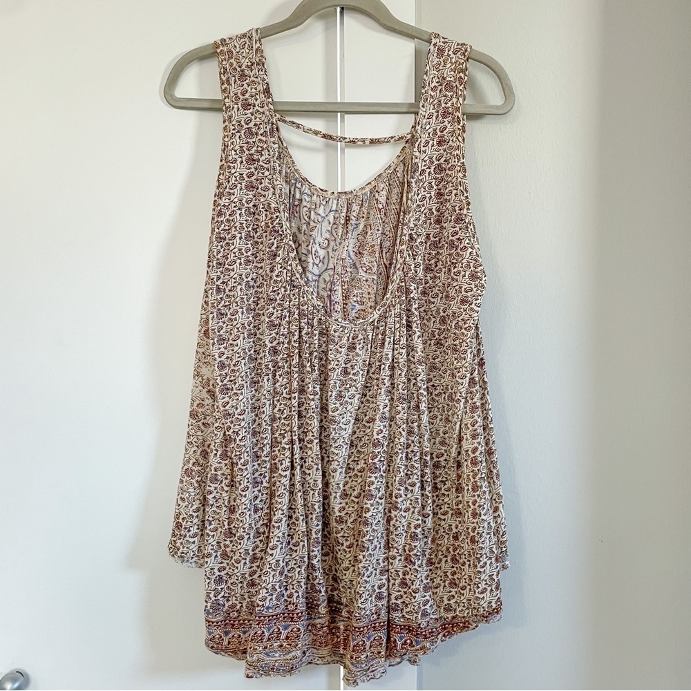 Free People Top size XS beige floral good condition​​​​​​​ - Picture 2 of 4